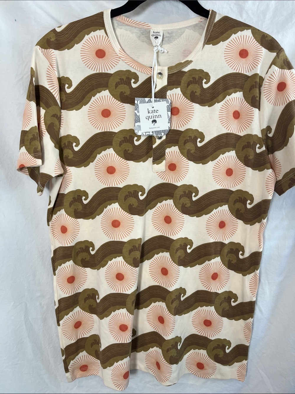 kate quinn Short-Sleeve Organic Cotton Print Henley Tee Size L